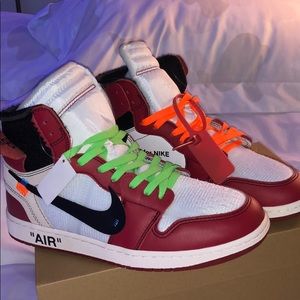 Off White Chicago Jordan 1
